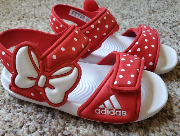adidas minnie mouse sandals
